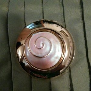 Estee Lauder compact collection